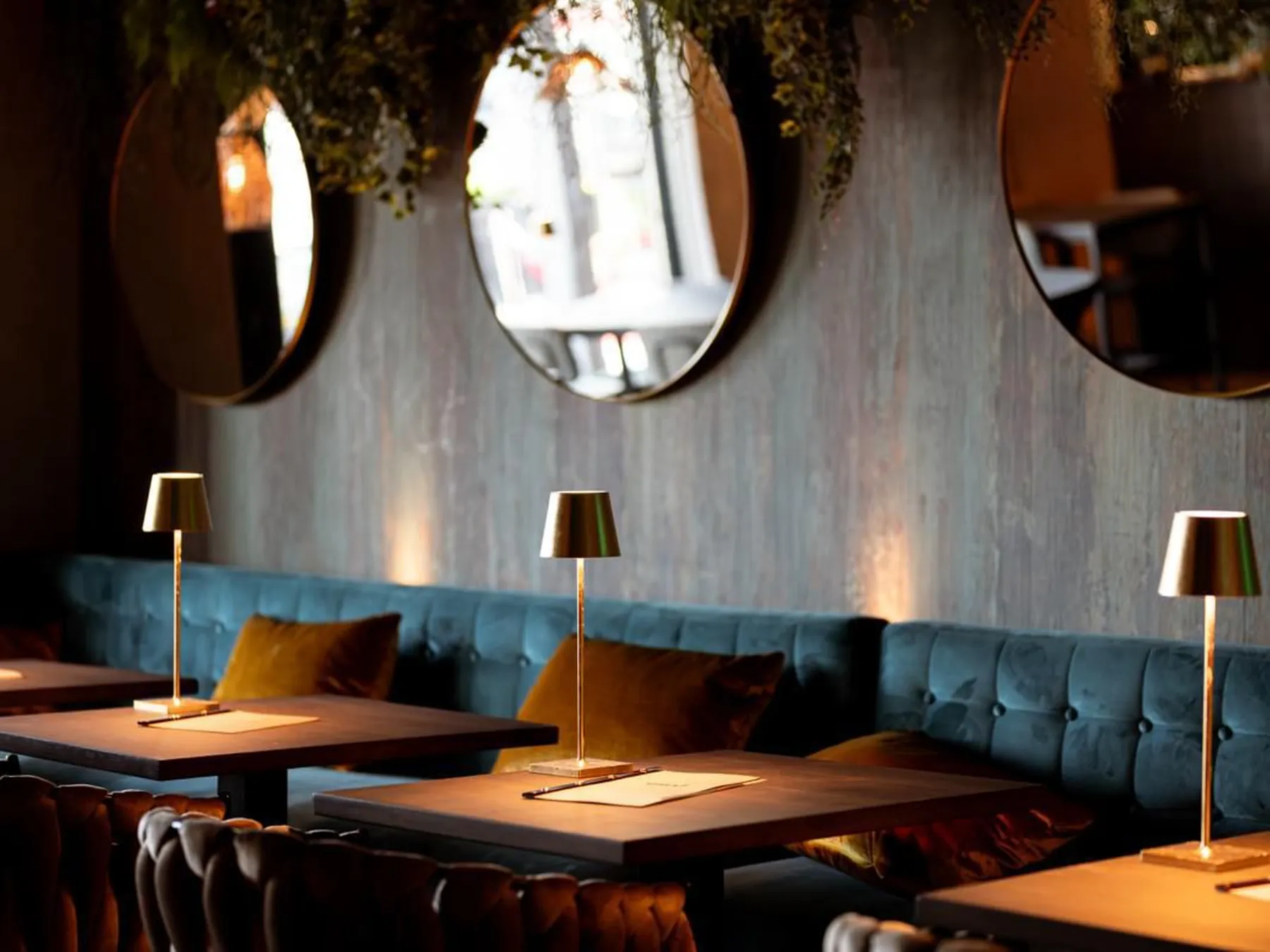 Umai Resto Bar, Urk
